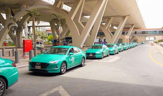 Jeddah Airport to Makkah Taxi